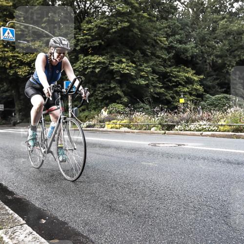 13.09.2026 - Stadtparktriathlon H.Heesch http://msf.ph/oto/10378481 13.09.2026 10:47:56 Radfahren 378, 462 meine-sportfotos.de