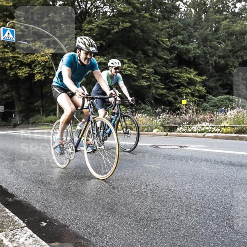 13.09.2026 - Stadtparktriathlon H.Heesch http://msf.ph/oto/10378491 13.09.2026 10:48:04 Radfahren 413, 522, 546, 547 meine-sportfotos.de