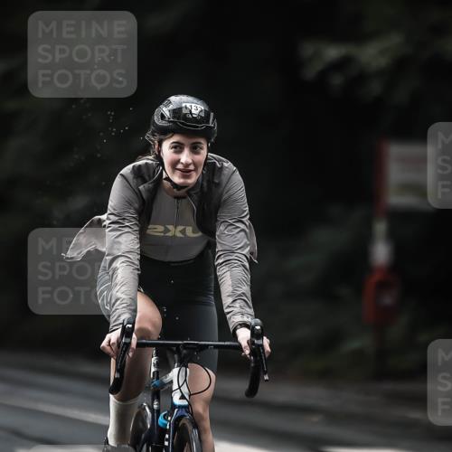 13.09.2026 - Stadtparktriathlon H.Heesch http://msf.ph/oto/10378506 13.09.2026 12:21:24 Radfahren 996, 998, 1101, 1109, 1133, 1154, 1179 meine-sportfotos.de