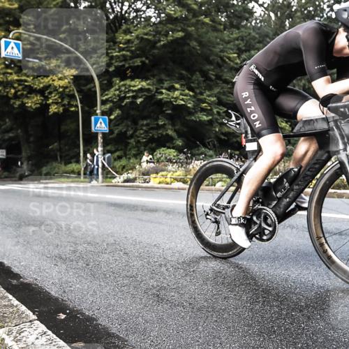 13.09.2026 - Stadtparktriathlon H.Heesch http://msf.ph/oto/10378507 13.09.2026 10:48:25 Radfahren 362, 390, 538 meine-sportfotos.de