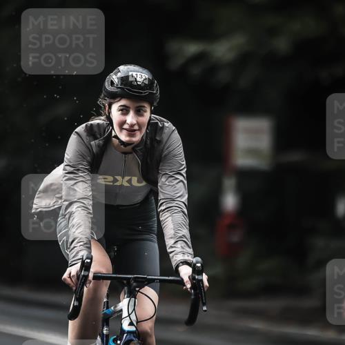 13.09.2026 - Stadtparktriathlon H.Heesch http://msf.ph/oto/10378509 13.09.2026 12:21:25 Radfahren 996, 998, 1109, 1133, 1154, 1179 meine-sportfotos.de