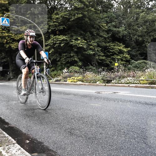13.09.2026 - Stadtparktriathlon H.Heesch http://msf.ph/oto/10378515 13.09.2026 10:48:28 Radfahren 362, 390, 531 meine-sportfotos.de