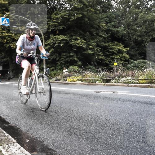 13.09.2026 - Stadtparktriathlon H.Heesch http://msf.ph/oto/10378536 13.09.2026 10:48:53 Radfahren 451, 573 meine-sportfotos.de