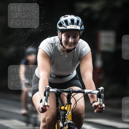 13.09.2026 - Stadtparktriathlon H.Heesch http://msf.ph/oto/10378538 13.09.2026 12:21:26 Radfahren 996, 1109, 1133, 1154, 1179 meine-sportfotos.de