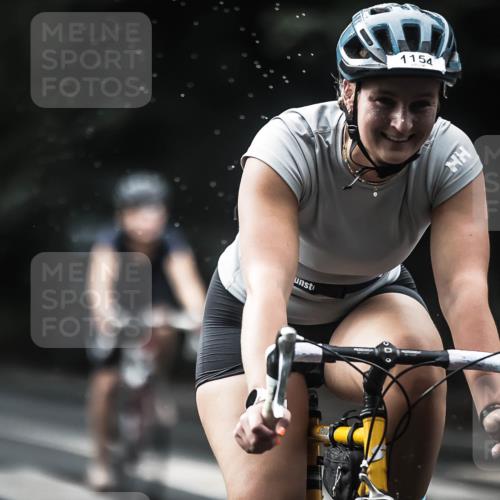 13.09.2026 - Stadtparktriathlon H.Heesch http://msf.ph/oto/10378542 13.09.2026 12:21:26 Radfahren 996, 1109, 1133, 1154, 1179 meine-sportfotos.de