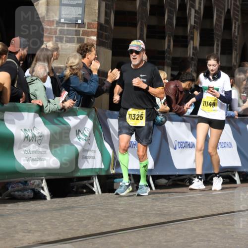 13.09.2026 - 21. swb-Marathon Bremen Strokosch-Dieckow http://msf.ph/oto/10378543 13.09.2026 11:03:55 Ziel 10090, 10091, 10187, 10327, 10420, 10569, 10902, 10950, 11211, 11411, 11595, 11598, 11655, 11746, 11773, 12074, 10390, 10516, 10607, 10659, 10671, 10672, 10720, 10726, 10912, 10913, 11318, 11319, 11470, 11471, 11539, 11618, 11726, 11909, 12001, 12103, 12113, 12140, 12260, 12276, 12392, 12433 meine-sportfotos.de