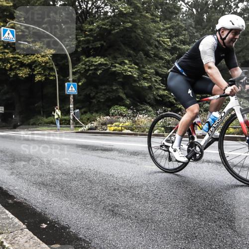 13.09.2026 - Stadtparktriathlon H.Heesch http://msf.ph/oto/10378544 13.09.2026 09:59:56 Radfahren 219, 287 meine-sportfotos.de