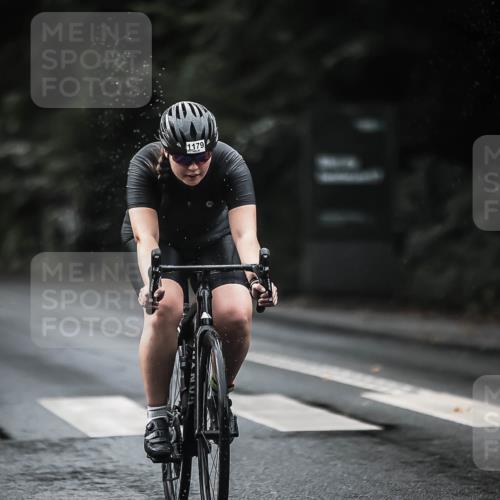 13.09.2026 - Stadtparktriathlon H.Heesch http://msf.ph/oto/10378548 13.09.2026 12:21:27 Radfahren 975, 996, 1109, 1133, 1154, 1179 meine-sportfotos.de