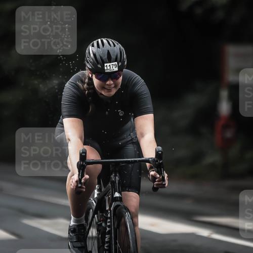 13.09.2026 - Stadtparktriathlon H.Heesch http://msf.ph/oto/10378562 13.09.2026 12:21:28 Radfahren 975, 996, 1109, 1133, 1154, 1179 meine-sportfotos.de