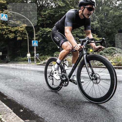13.09.2026 - Stadtparktriathlon H.Heesch http://msf.ph/oto/10378574 13.09.2026 10:00:28 Radfahren 290 meine-sportfotos.de