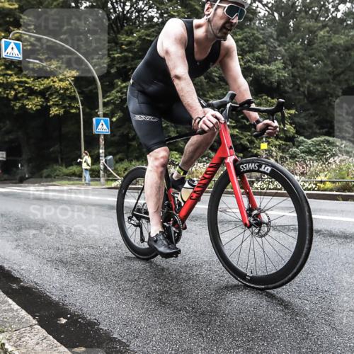 13.09.2026 - Stadtparktriathlon H.Heesch http://msf.ph/oto/10378585 13.09.2026 10:01:01 Radfahren 301 meine-sportfotos.de