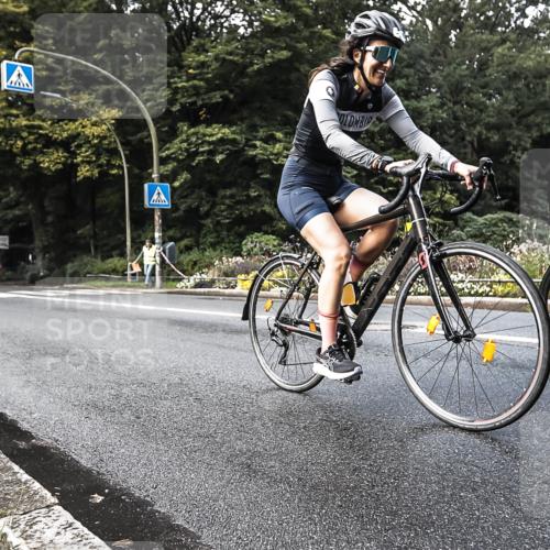 13.09.2026 - Stadtparktriathlon H.Heesch http://msf.ph/oto/10378588 13.09.2026 10:49:17 Radfahren 348, 368, 386, 395, 476 meine-sportfotos.de