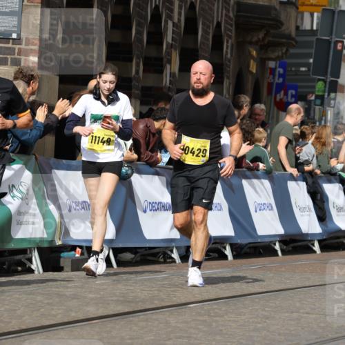 13.09.2026 - 21. swb-Marathon Bremen Strokosch-Dieckow http://msf.ph/oto/10378592 13.09.2026 11:03:57 Ziel 10090, 10091, 10327, 10420, 10569, 10902, 10950, 11211, 11411, 11595, 11655, 11746, 11868, 12074, 10390, 10516, 10671, 10672, 10726, 10912, 10913, 11221, 11318, 11319, 11470, 11471, 11539, 11726, 11909, 12001, 12103, 12113, 12140, 12260, 12276, 12433 meine-sportfotos.de