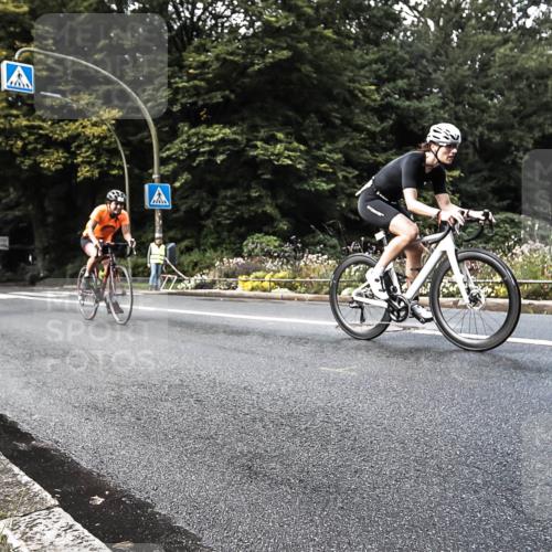 13.09.2026 - Stadtparktriathlon H.Heesch http://msf.ph/oto/10378593 13.09.2026 10:49:20 Radfahren 348, 363, 368, 386, 395, 422, 476 meine-sportfotos.de