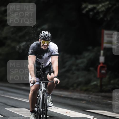 13.09.2026 - Stadtparktriathlon H.Heesch http://msf.ph/oto/10378615 13.09.2026 12:21:33 Radfahren 975, 996, 1066, 1109, 1179 meine-sportfotos.de