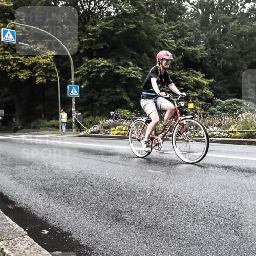 13.09.2026 - Stadtparktriathlon H.Heesch http://msf.ph/oto/10378651 13.09.2026 10:01:54 Radfahren 251, 275, 308, 323, 324 meine-sportfotos.de