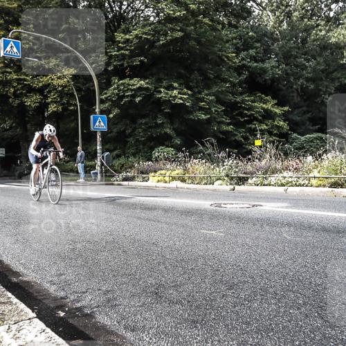 13.09.2026 - Stadtparktriathlon H.Heesch http://msf.ph/oto/10378671 13.09.2026 10:49:37 Radfahren 409, 496, 503, 560 meine-sportfotos.de