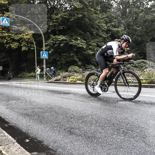 13.09.2026 - Stadtparktriathlon H.Heesch http://msf.ph/oto/10378675 13.09.2026 10:01:57 Radfahren 218, 243, 251, 275, 308, 317, 323 meine-sportfotos.de