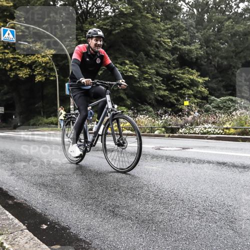 13.09.2026 - Stadtparktriathlon H.Heesch http://msf.ph/oto/10378696 13.09.2026 10:02:00 Radfahren 218, 243, 275, 286, 317, 323 meine-sportfotos.de