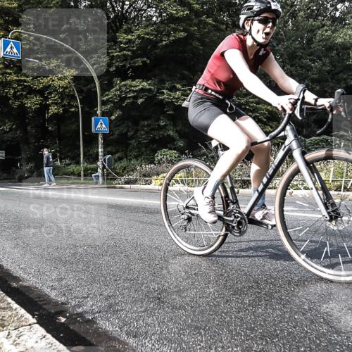 13.09.2026 - Stadtparktriathlon H.Heesch http://msf.ph/oto/10378737 13.09.2026 10:49:42 Radfahren 461 meine-sportfotos.de