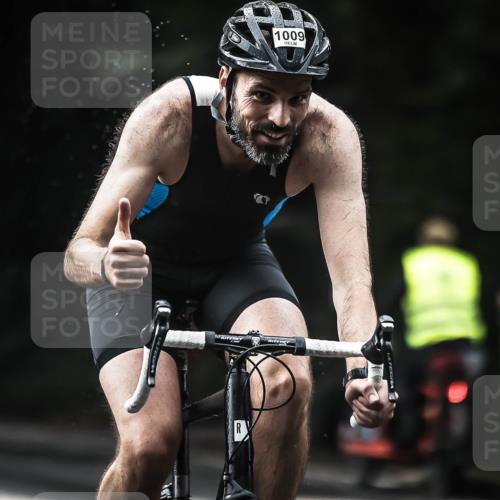 13.09.2026 - Stadtparktriathlon H.Heesch http://msf.ph/oto/10378739 13.09.2026 12:21:46 Radfahren 1009, 1070, 1136 meine-sportfotos.de