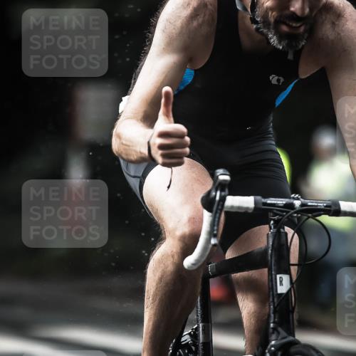 13.09.2026 - Stadtparktriathlon H.Heesch http://msf.ph/oto/10378742 13.09.2026 12:21:46 Radfahren 1009, 1070, 1136 meine-sportfotos.de