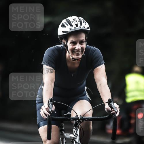 13.09.2026 - Stadtparktriathlon H.Heesch http://msf.ph/oto/10378765 13.09.2026 12:21:51 Radfahren 1009, 1070 meine-sportfotos.de