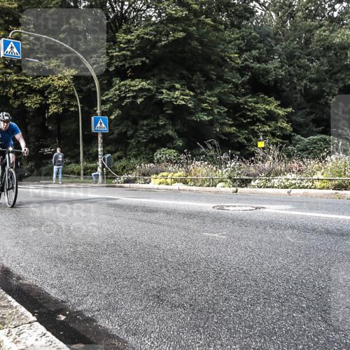 13.09.2026 - Stadtparktriathlon H.Heesch http://msf.ph/oto/10378766 13.09.2026 10:49:45 Radfahren 442, 461, 554 meine-sportfotos.de
