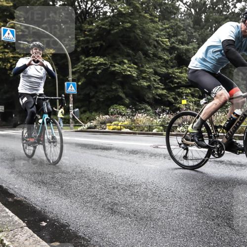 13.09.2026 - Stadtparktriathlon H.Heesch http://msf.ph/oto/10378796 13.09.2026 10:02:51 Radfahren 210, 223, 273 meine-sportfotos.de