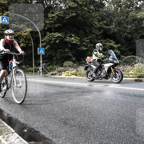 13.09.2026 - Stadtparktriathlon H.Heesch http://msf.ph/oto/10378829 13.09.2026 10:49:58 Radfahren 423, 447 meine-sportfotos.de