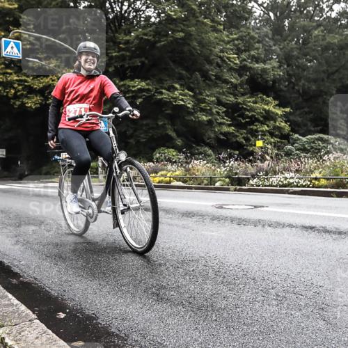 13.09.2026 - Stadtparktriathlon H.Heesch http://msf.ph/oto/10378847 13.09.2026 10:03:19 Radfahren 335 meine-sportfotos.de