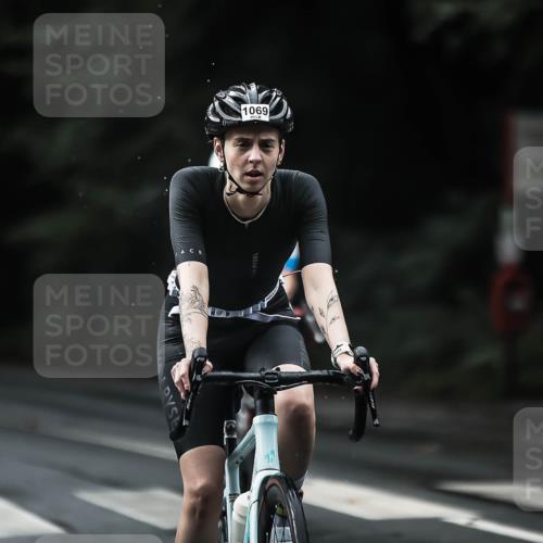 13.09.2026 - Stadtparktriathlon H.Heesch http://msf.ph/oto/10378867 13.09.2026 12:22:03 Radfahren 956, 957, 1035, 1055, 1069, 1100, 1116, 1127, 1156, 1163 meine-sportfotos.de