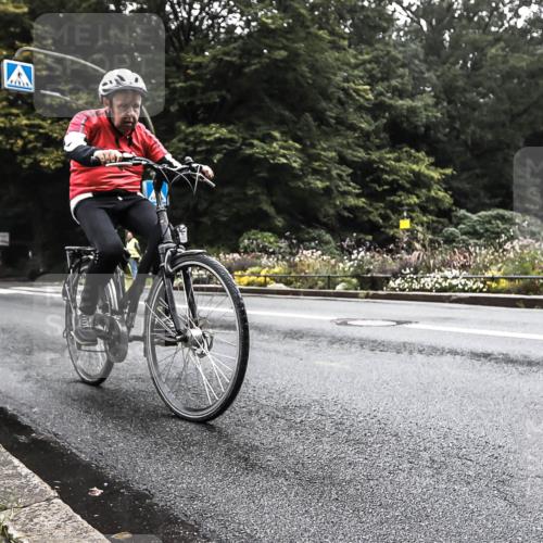 13.09.2026 - Stadtparktriathlon H.Heesch http://msf.ph/oto/10378870 13.09.2026 10:03:22 Radfahren 255, 270, 302, 335 meine-sportfotos.de
