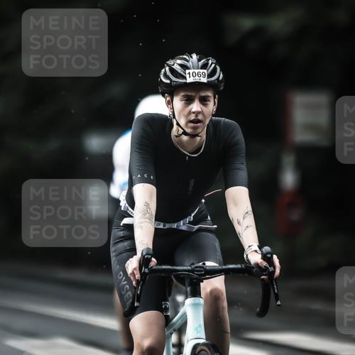 13.09.2026 - Stadtparktriathlon H.Heesch http://msf.ph/oto/10378872 13.09.2026 12:22:04 Radfahren 956, 957, 1035, 1055, 1069, 1100, 1116, 1127, 1156, 1163 meine-sportfotos.de