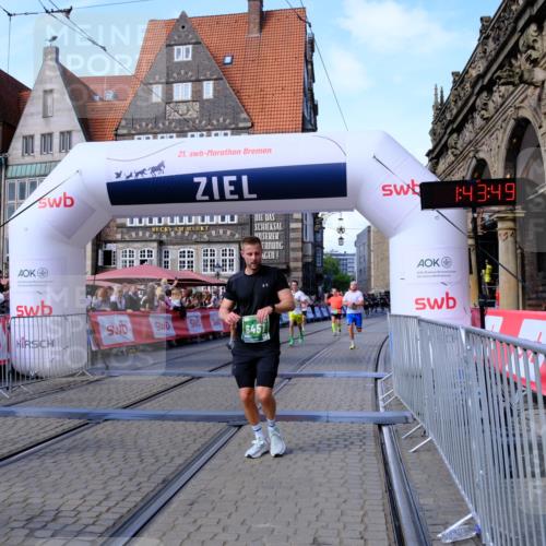 13.09.2026 - 21. swb-Marathon Bremen Tim E. http://msf.ph/oto/10378900 13.09.2026 13:14:11 Ziel 524, 670, 683, 1704, 1707, 1937, 2422, 2701, 2824, 3236, 3413, 5443, 5593, 5610, 6451, 7210, 7283, 7707, 9426, 9635, 9884, 10105 meine-sportfotos.de