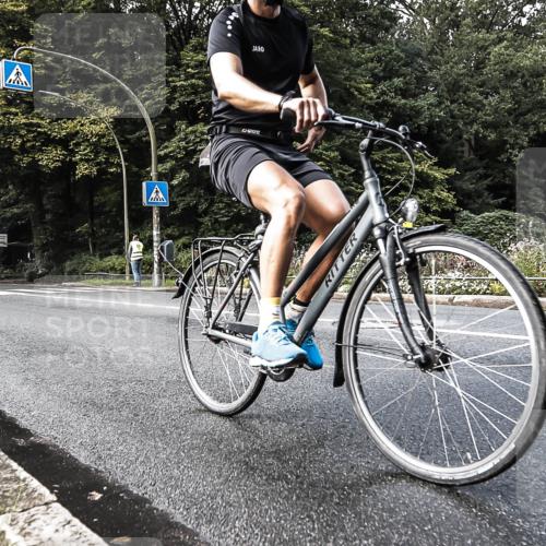 13.09.2026 - Stadtparktriathlon H.Heesch http://msf.ph/oto/10378923 13.09.2026 10:50:34 Radfahren 480, 555, 583 meine-sportfotos.de