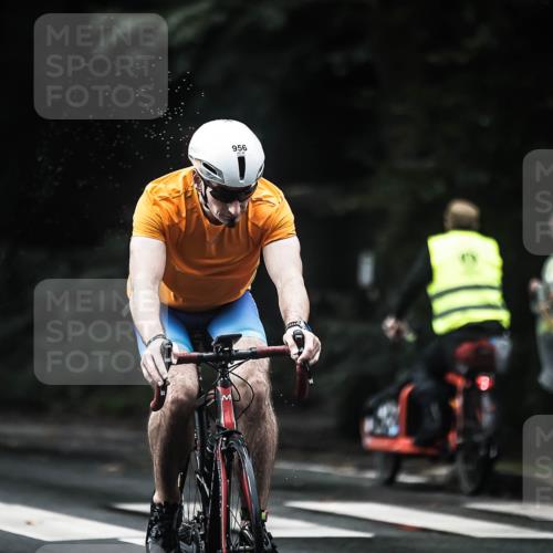 13.09.2026 - Stadtparktriathlon H.Heesch http://msf.ph/oto/10378930 13.09.2026 12:22:07 Radfahren 854, 956, 1006, 1035, 1050, 1055, 1069, 1100, 1116, 1156 meine-sportfotos.de