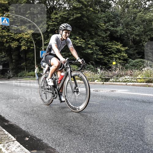 13.09.2026 - Stadtparktriathlon H.Heesch http://msf.ph/oto/10378935 13.09.2026 10:50:43 Radfahren 437, 508, 530, 536, 540 meine-sportfotos.de