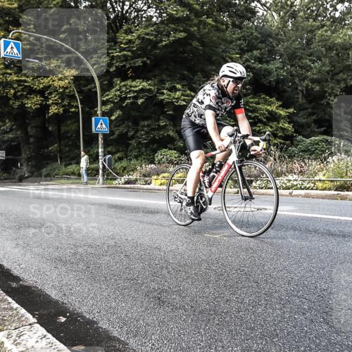 13.09.2026 - Stadtparktriathlon H.Heesch http://msf.ph/oto/10378944 13.09.2026 10:50:45 Radfahren 437, 508, 530, 536, 540 meine-sportfotos.de