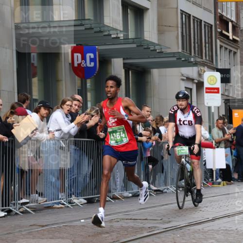 13.09.2026 - 21. swb-Marathon Bremen Strokosch-Dieckow http://msf.ph/oto/10378955 13.09.2026 12:40:27 Ziel 1263, 3662, 4264, 149 meine-sportfotos.de