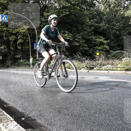 13.09.2026 - Stadtparktriathlon H.Heesch http://msf.ph/oto/10378978 13.09.2026 10:50:51 Radfahren 366 meine-sportfotos.de