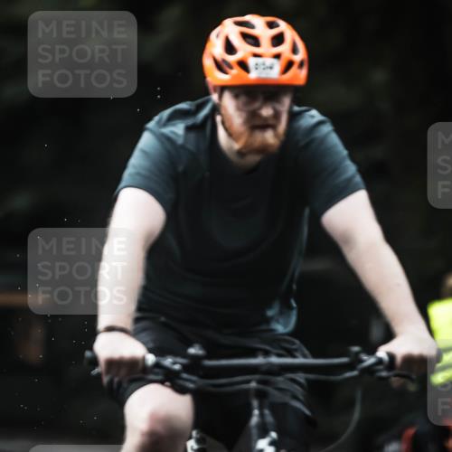 13.09.2026 - Stadtparktriathlon H.Heesch http://msf.ph/oto/10379004 13.09.2026 12:22:13 Radfahren 854, 956, 1006, 1050, 1057, 1100, 1121 meine-sportfotos.de