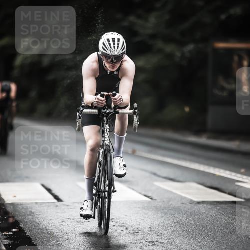 13.09.2026 - Stadtparktriathlon H.Heesch http://msf.ph/oto/10379011 13.09.2026 12:22:16 Radfahren 854, 960, 1006, 1050, 1057, 1121, 1160 meine-sportfotos.de