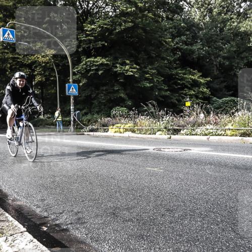 13.09.2026 - Stadtparktriathlon H.Heesch http://msf.ph/oto/10379015 13.09.2026 10:50:59 Radfahren 401, 431, 488 meine-sportfotos.de