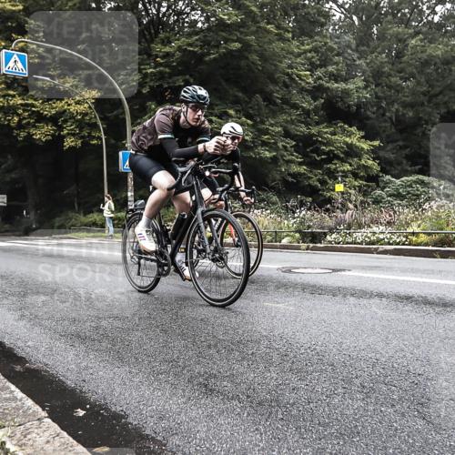 13.09.2026 - Stadtparktriathlon H.Heesch http://msf.ph/oto/10379018 13.09.2026 10:05:19 Radfahren 213, 262, 264, 281 meine-sportfotos.de