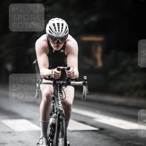 13.09.2026 - Stadtparktriathlon H.Heesch http://msf.ph/oto/10379029 13.09.2026 12:22:16 Radfahren 854, 960, 1006, 1050, 1057, 1121, 1160 meine-sportfotos.de