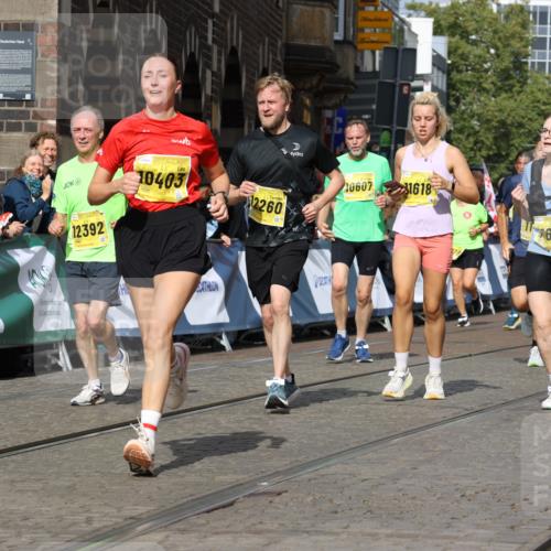 13.09.2026 - 21. swb-Marathon Bremen Strokosch-Dieckow http://msf.ph/oto/10379050 13.09.2026 11:04:04 Ziel 10090, 10091, 10152, 10327, 10357, 10429, 10569, 10796, 10902, 10918, 10950, 11325, 11451, 11595, 11868, 11967, 12074, 12504, 10182, 10291, 10390, 10516, 10613, 10671, 10672, 11221, 11318, 11336, 11539, 11720, 11726, 11909, 12001, 12103, 12113, 12276 meine-sportfotos.de