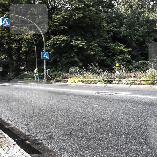 13.09.2026 - Stadtparktriathlon H.Heesch http://msf.ph/oto/10379057 13.09.2026 10:51:00 Radfahren 401, 431, 488 meine-sportfotos.de