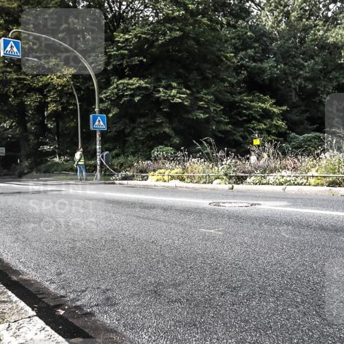 13.09.2026 - Stadtparktriathlon H.Heesch http://msf.ph/oto/10379067 13.09.2026 10:51:01 Radfahren 431, 444, 488 meine-sportfotos.de