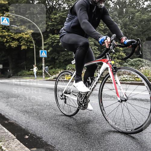 13.09.2026 - Stadtparktriathlon H.Heesch http://msf.ph/oto/10379080 13.09.2026 10:06:10 Radfahren 214, 239, 345 meine-sportfotos.de
